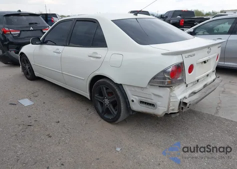 2001 Lexus Is 300 from USA, damaged, VIN JTHBD182110012313